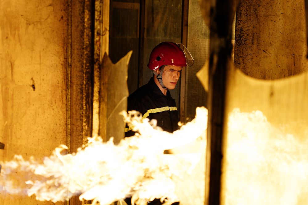 1760591957 204 Quoc Thien ra mat MV Tu dung thanh nguoi