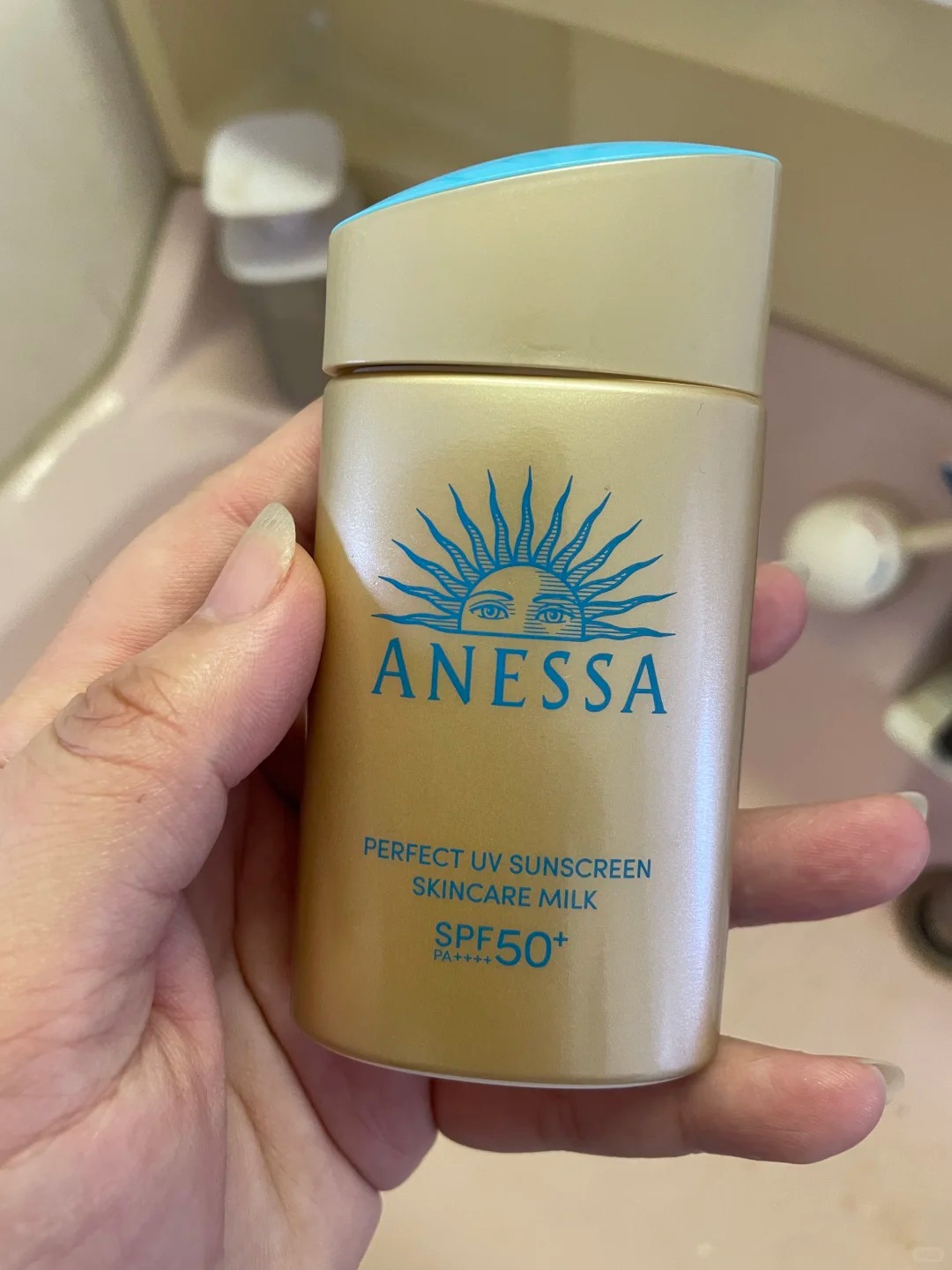 Tôi lấy lại làn da tuổi 20 nhờ 1 năm ngủ sớm, ăn lành và chăm da đúng cách - Ảnh 15.