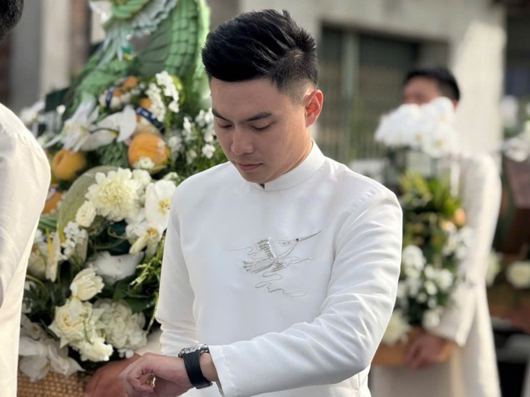 Hình ảnh chồng Đỗ Thị Hà tại lễ ăn hỏi 5 Hình ảnh chồng Đỗ Thị Hà tại lễ ăn hỏi - 5