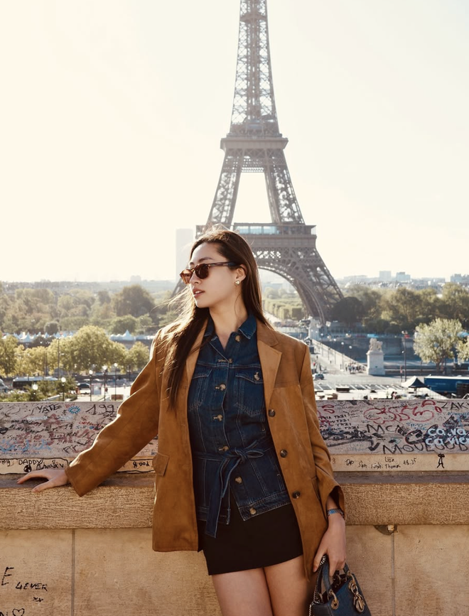 Áo blazer giúp nàng nâng tầm phong cách chỉ trong phút chốc 7 Áo blazer giúp nàng nâng tầm phong cách chỉ trong phút chốc - Ảnh 7.