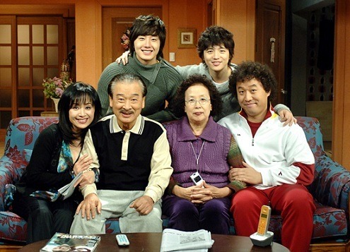 sao gia dinh la so mot ly hon kh