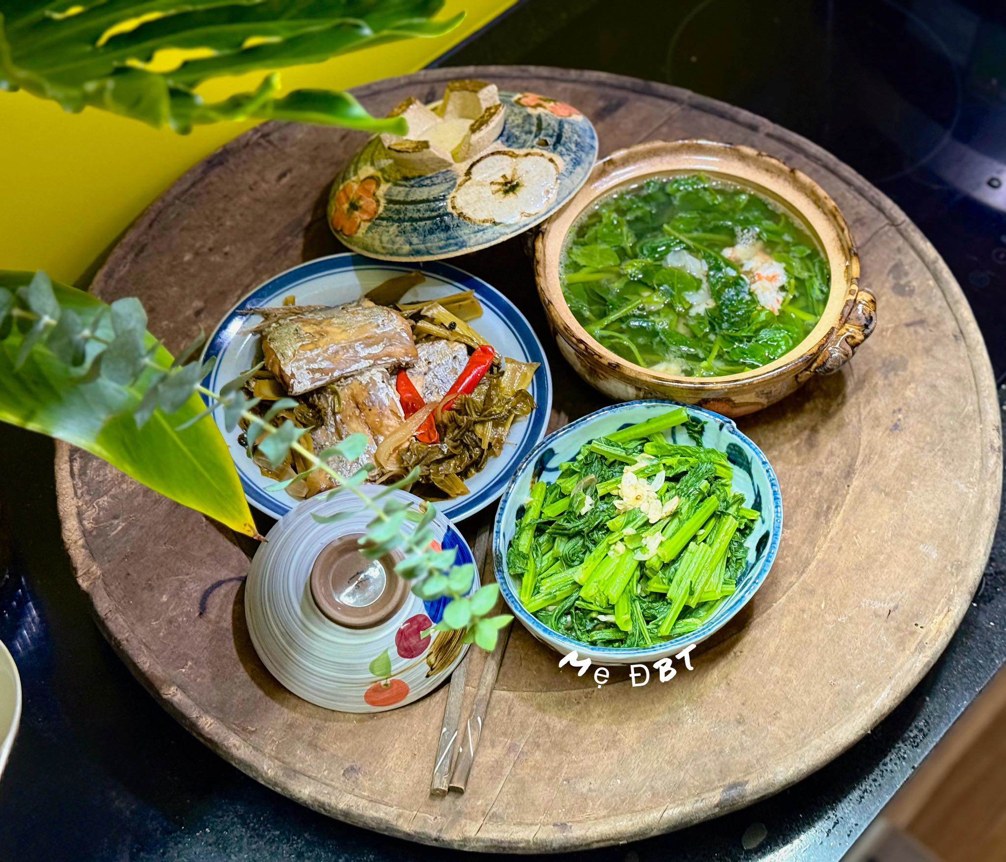 Cá hố kho dưa cải - Mùng tơi nấu tôm - Cải mèo xào tỏi