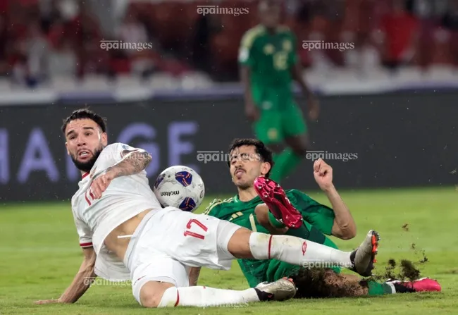 hlv-kluivert-len-tieng-sau-khi-bi-bong-da-indonesia-sa-thai (2).jpg