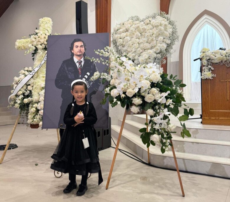 Sao Việt 24h: Khánh Thi xúc động nhớ về lần đầu đăng quang cùng Chí Anh, nhìn lại 20 năm gắn bó với khiêu vũ thể thao 10 Sao Việt 24h: Khánh Thi xúc động nhớ về lần đầu đăng quang cùng Chí Anh, nhìn lại 20 năm gắn bó với khiêu vũ thể thao - 9