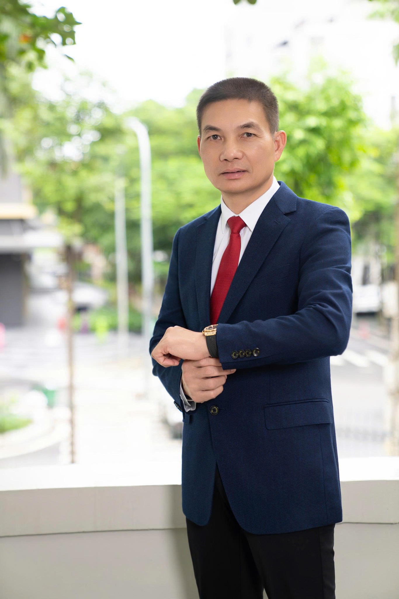 Chủ tịch tập đoàn Sơn Hải và phu nhân gây sốt - Ảnh 5.