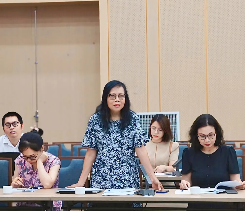 TS Nguyễn Thị Kim Thoa, nguyên Vụ trưởng Vụ Pháp luật hình sự - hành chính (Bộ Tư pháp), phát biểu tại hội nghị. Ảnh: BTP Nguyễn Thị Kim Thoa.jpg