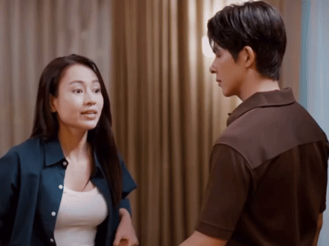 Vừa lộ nguyên hình “đào lửa”, Denis Đặng lại được khen: Vào vai đểu hợp thế - Ảnh 2. Vừa lộ nguyên hình “đào lửa”, Denis Đặng lại được khen: Vào vai đểu hợp thế - Ảnh 2.