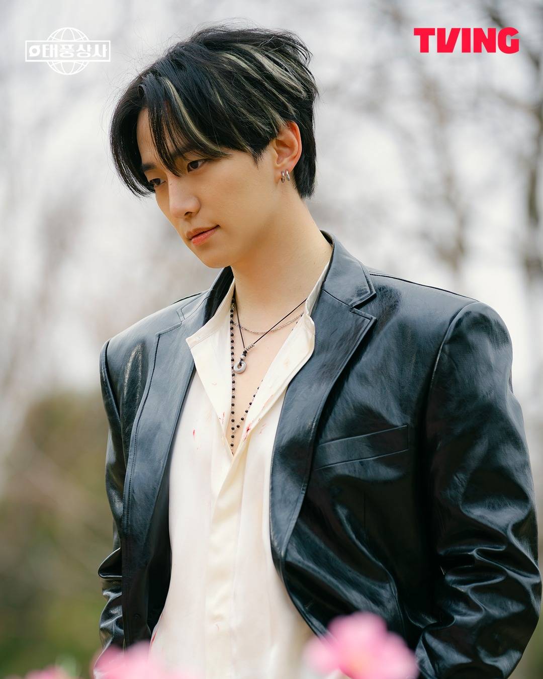 Gia đình bão tố: Phim Hàn đang chiếu hay không kém "Khi cuộc đời cho bạn quả quýt", nam nữ chính nhan sắc tuyệt đối điện ảnh lại còn diễn quá hay- Ảnh 3.