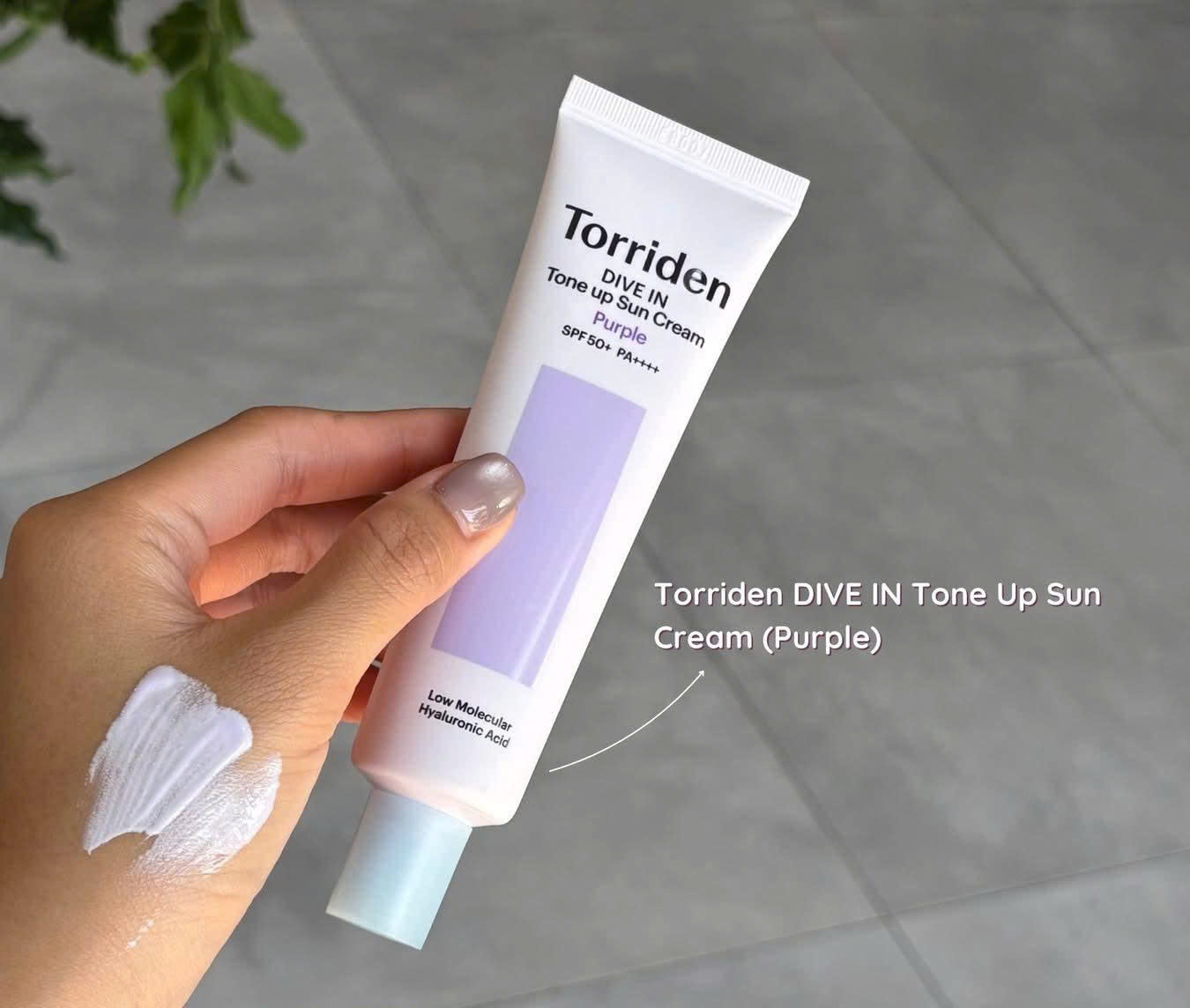 Nàng công sở tìm ra cách đẹp tự nhiên mà không cần makeup khiến đồng nghiệp ngỡ ngàng - Ảnh 10. Nàng công sở tìm ra cách đẹp tự nhiên mà không cần makeup khiến đồng nghiệp ngỡ ngàng - Ảnh 10.