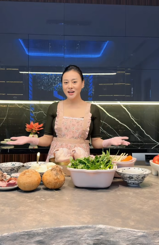 Vì sao Phương Oanh chủ động dừng lại?- Ảnh 2.