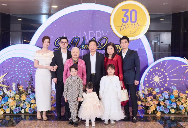 Đỗ Mỹ Linh làm dâu hào môn nổi tiếng, được nhà chồng tin tưởng bổ nhiệm chức vụ cao.