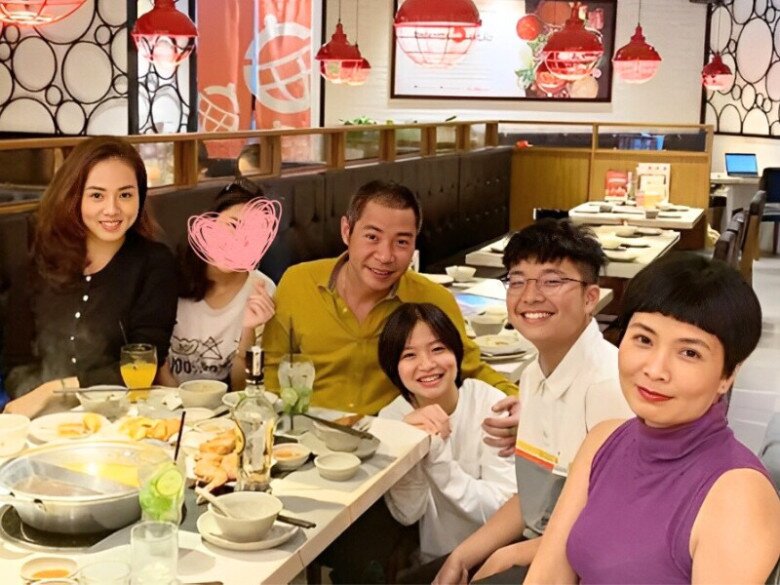 Khoảnh khắc Thục Khuê thân thiết bên Công Lý và Ngọc Hà.