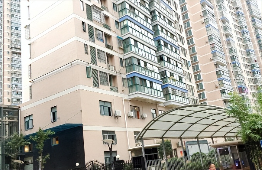 10 năm tới, nên mua nhà đất hay chung cư thì lợi hơn?- Ảnh 2. 10 năm tới, nên mua nhà đất hay chung cư thì lợi hơn?- Ảnh 2.