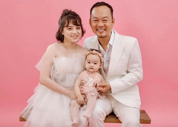 Danh hài từng không mua nổi ổ bánh mì, U50 mở quán cơm, bán cà phê nuôi vợ con - Ảnh 3.