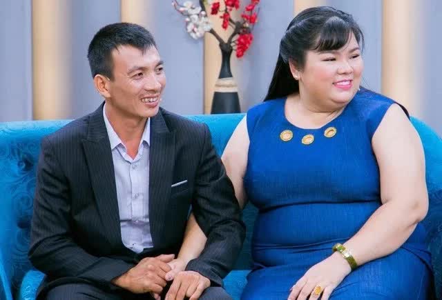 Hôn nhân sao nữ Vbiz hơn chồng 60kg: Sống mỗi người một nơi, ở chung lâu nhất 1 tháng- Ảnh 4.