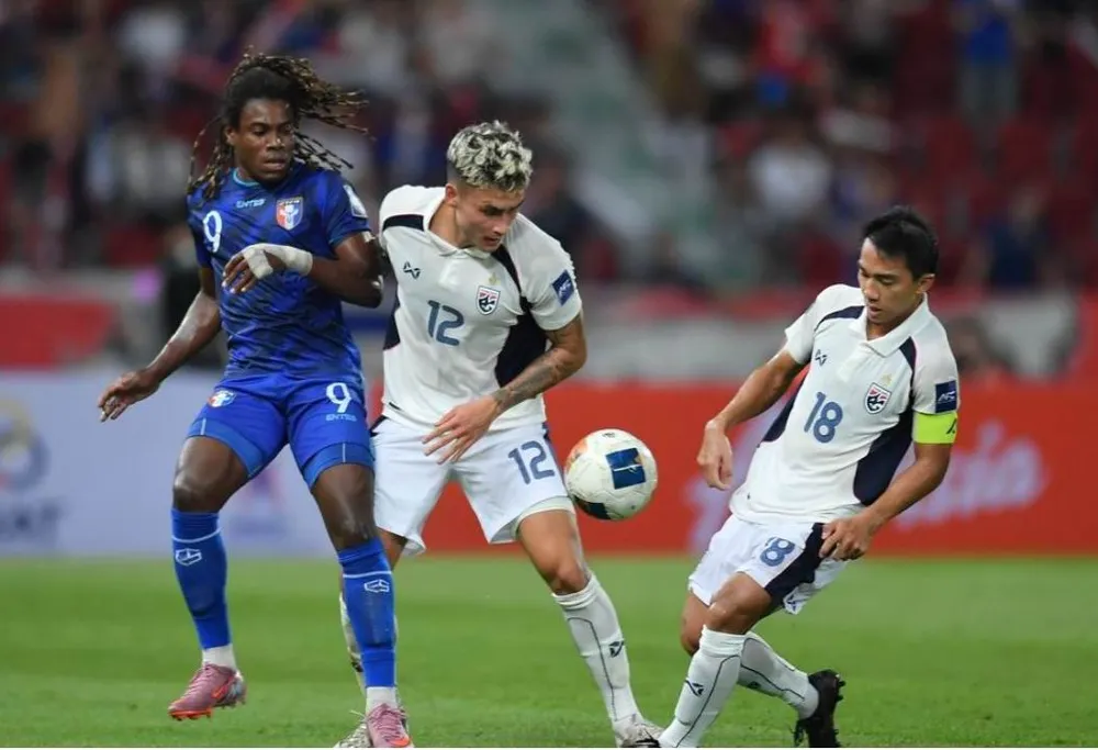 Doi- tuyen- Malaysia-2.jpg