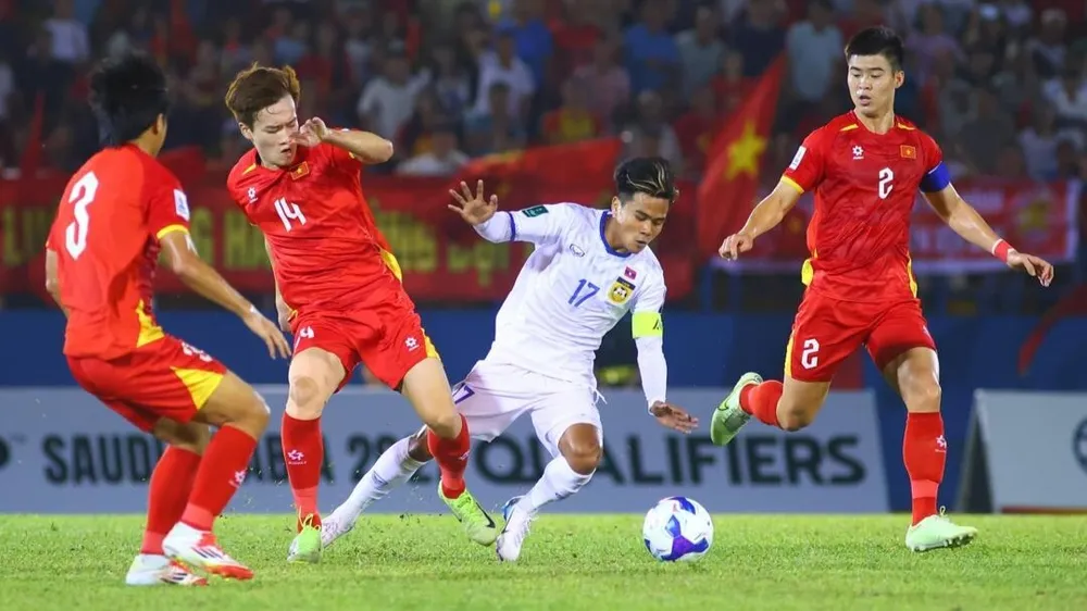 doi-tuyen-nepal-e-ngai-chu-nha-viet-nam-va-tan-dung-sai-lam-cua-malaysia (2).jpg