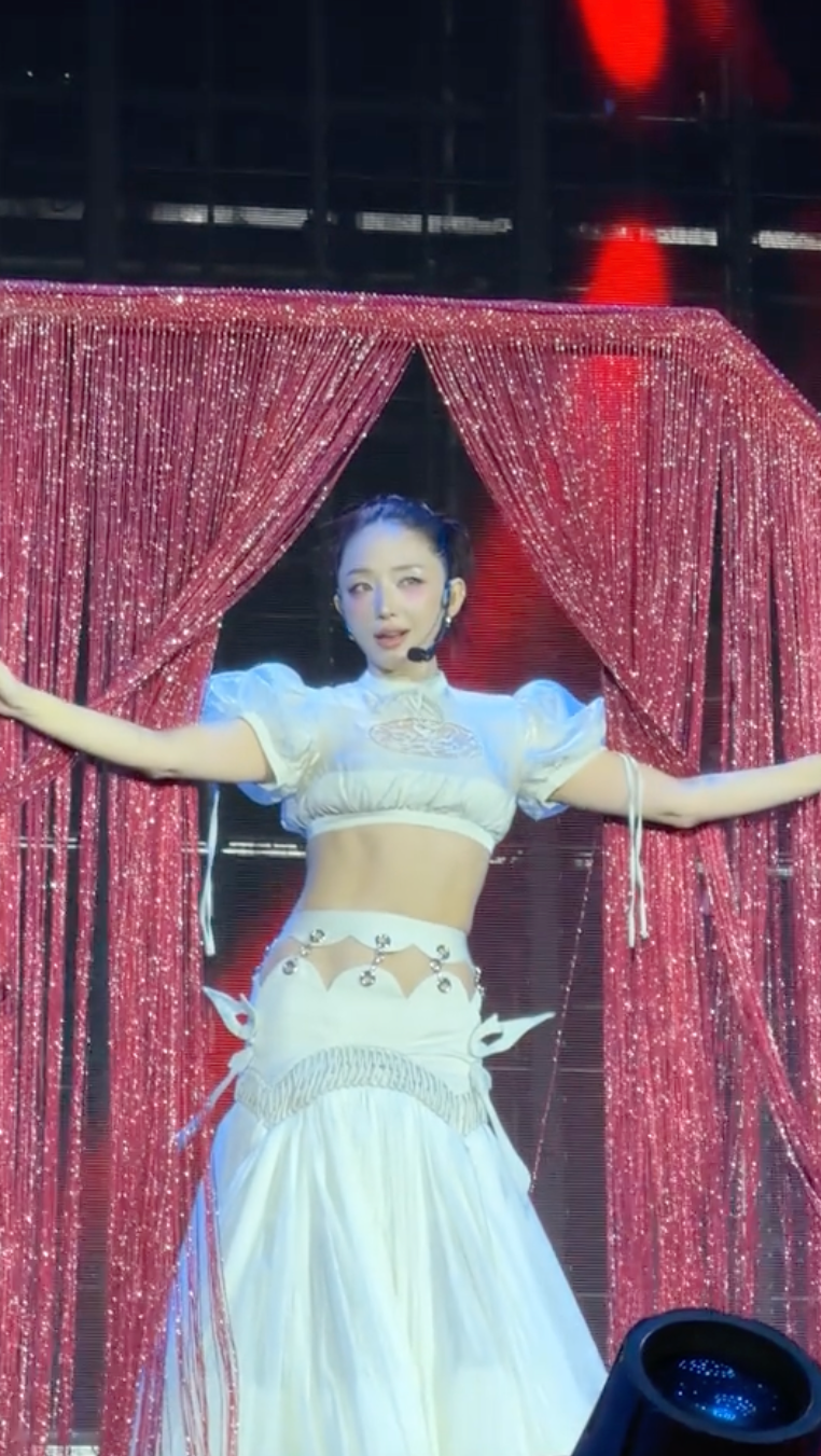 Tóc Tiên mặc xấu dữ dội- Ảnh 5.