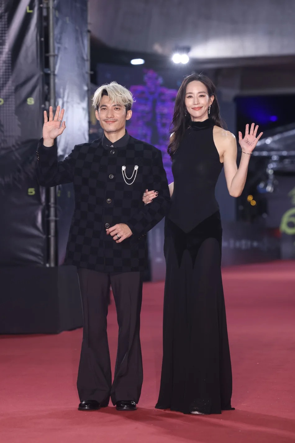 Liên Bỉnh Phát được báo Trung tung hô là Liên Bỉnh Phát được báo Trung tung hô là