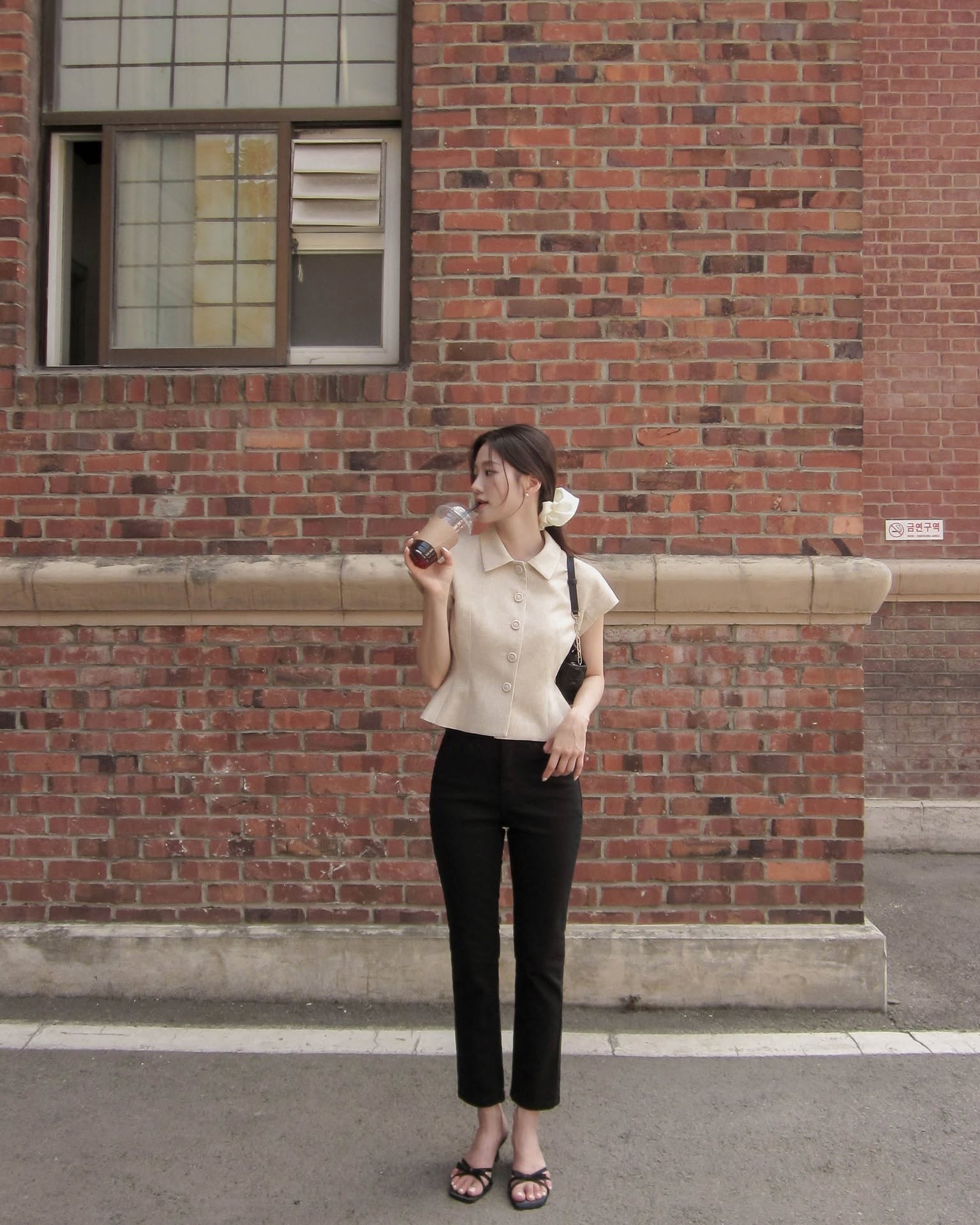 1760893973 449 4 mau quan ton dang dinh nhat Keo chan dai