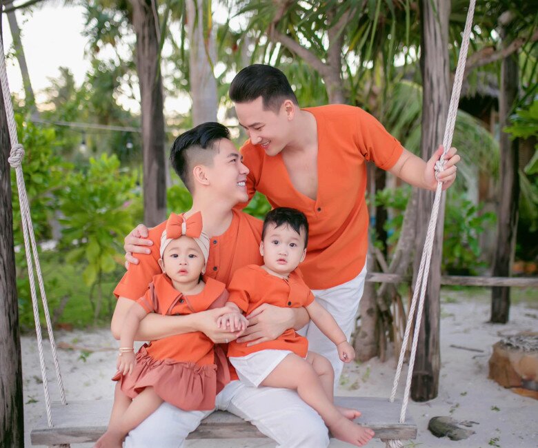 Thanh Đoàn và Hà Trí Quang gắn bó với nhau “như hình với bóng”.