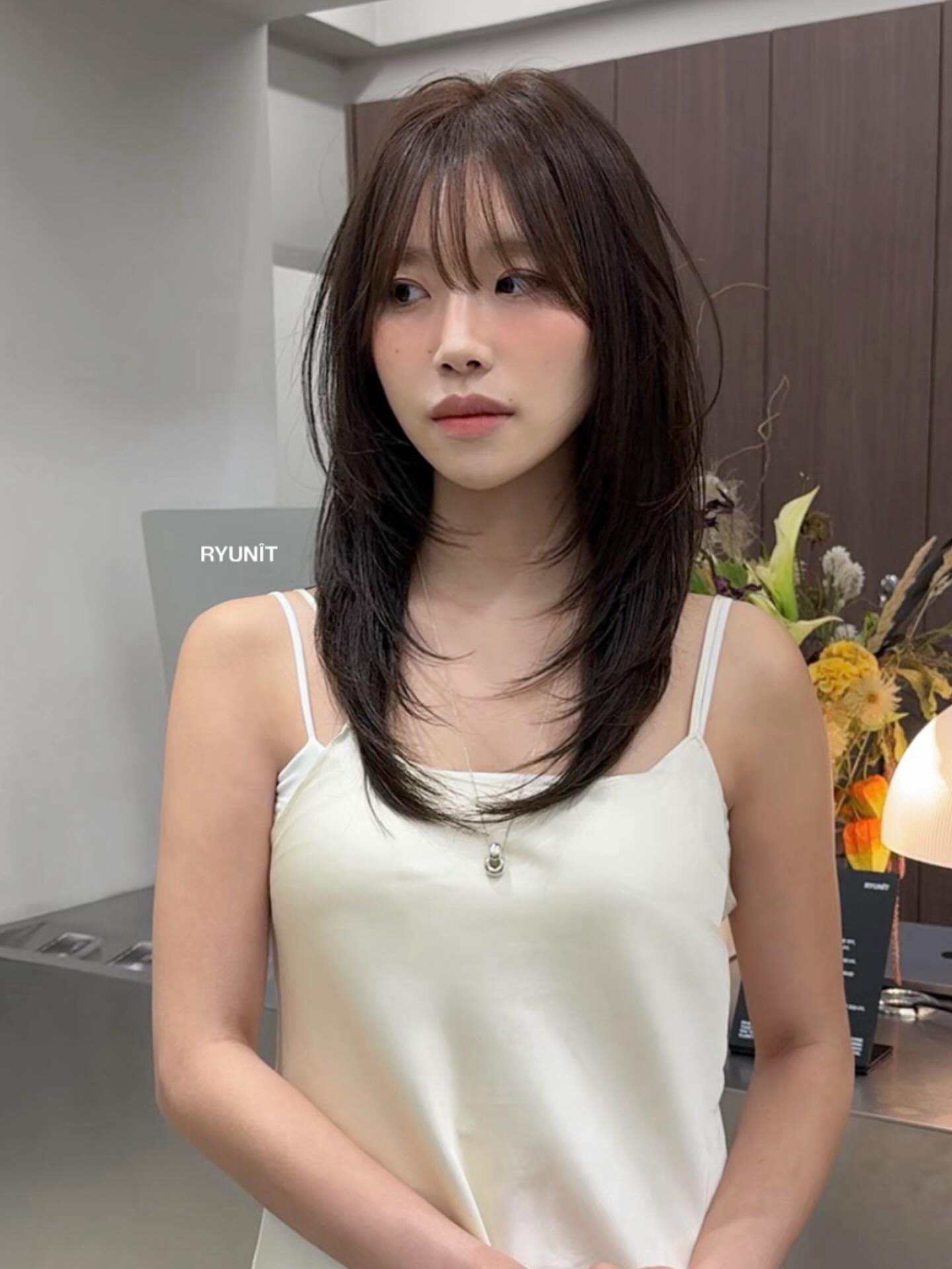 1760901241 290 4 kieu toc ngang vai phu hop moi khuon mat