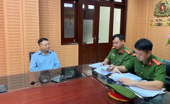 Shark Bình 2 Shark Bình bị bắt, chồng diễn viên Phương Oanh