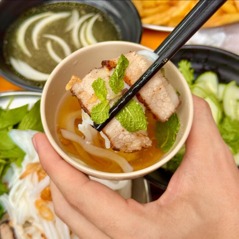 Món phở chỉ có ở Nam Định tưởng không ngon mà ngon không tưởng, ăn thử một lần là amp;#34;nghiệnamp;#34; - 3