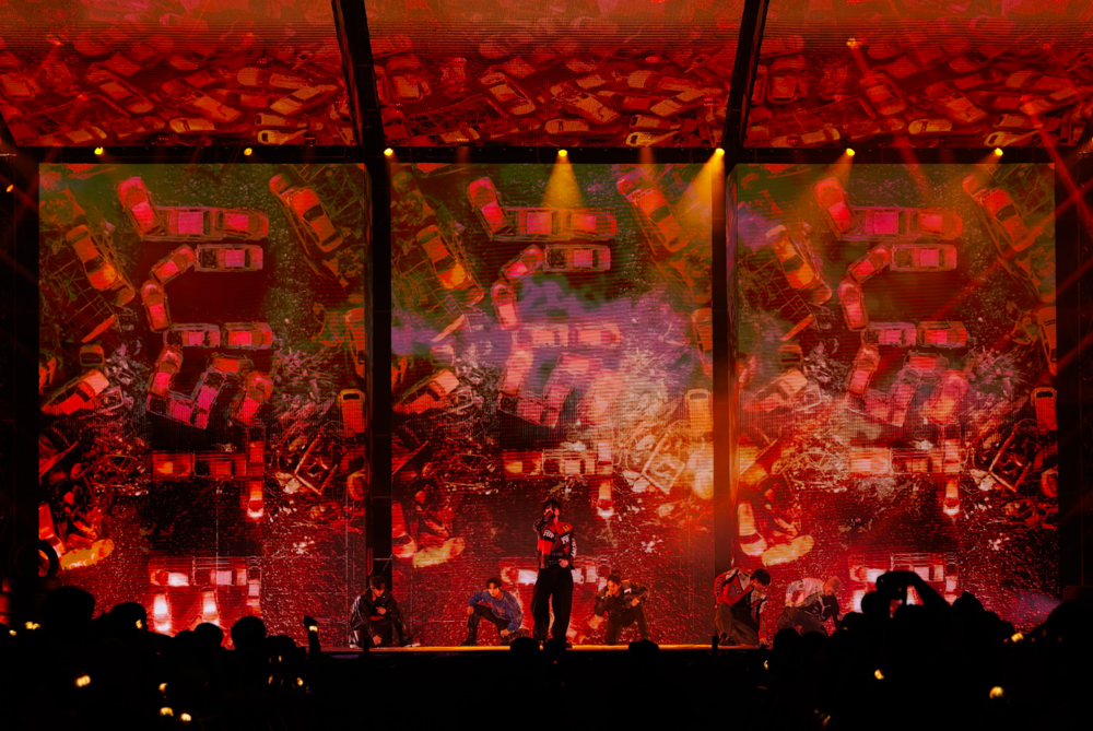  
Sân khấu Chest của JUSTB. - Tin sao Viet - Tin tuc sao Viet - Scandal sao Viet - Tin tuc cua Sao - Tin cua Sao