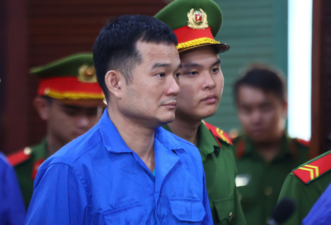 Bị cáo Trần Tấn Phát tại phiên xử sơ thẩm hồi cuối tháng 9. Ảnh: Quỳnh Trần