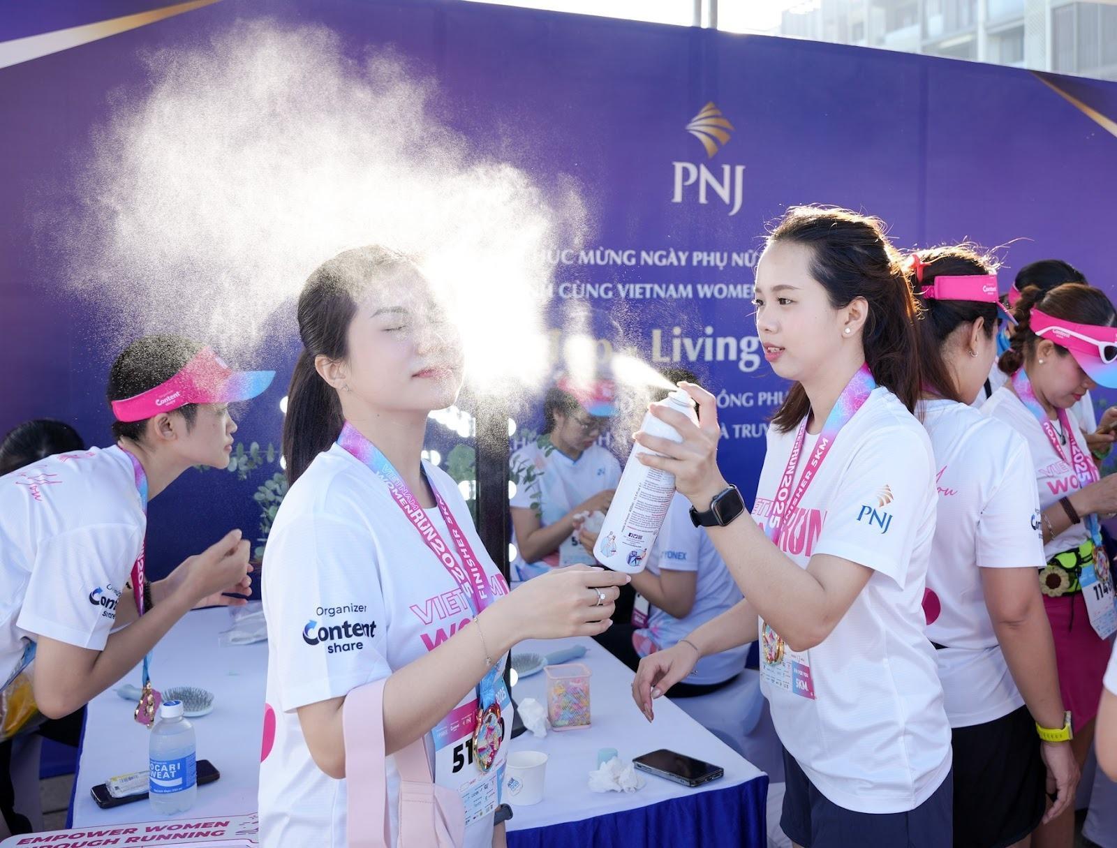 PNJ cùng Vietnam Women Run 2025 lan tỏa thông điệp “Sống đẹp” tới cộng đồng- Ảnh 2.