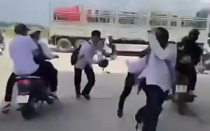 Công an Thanh Hóa khuyến cáo phòng ngừa bạo lực học đường - Ảnh 3.