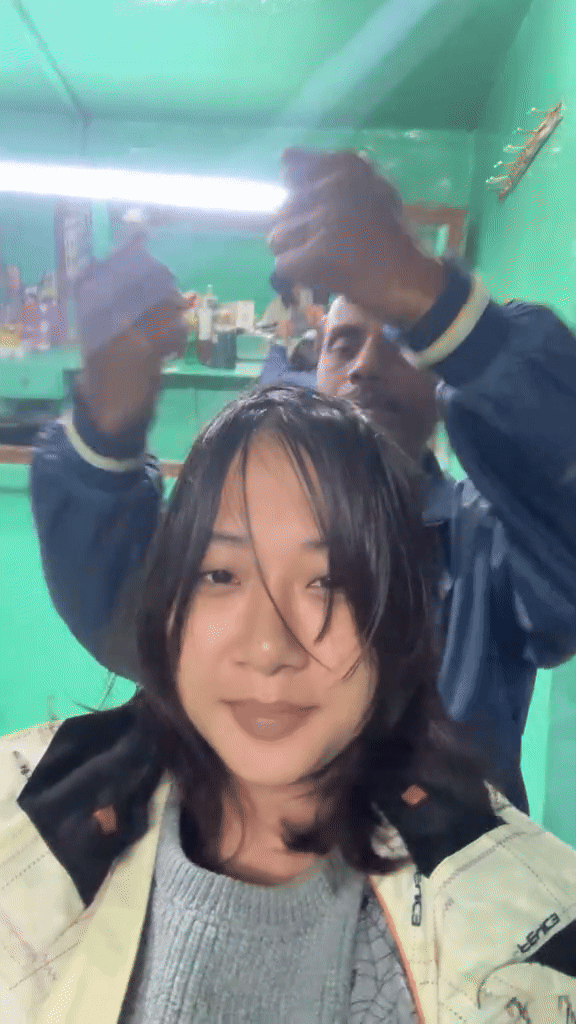 Gội đầu, massage cổ vai gáy ở Ấn Độ giá 45.000 đồng: Ở Việt Nam còn nghe tiếng "bốp, bốp" - Ảnh 4.