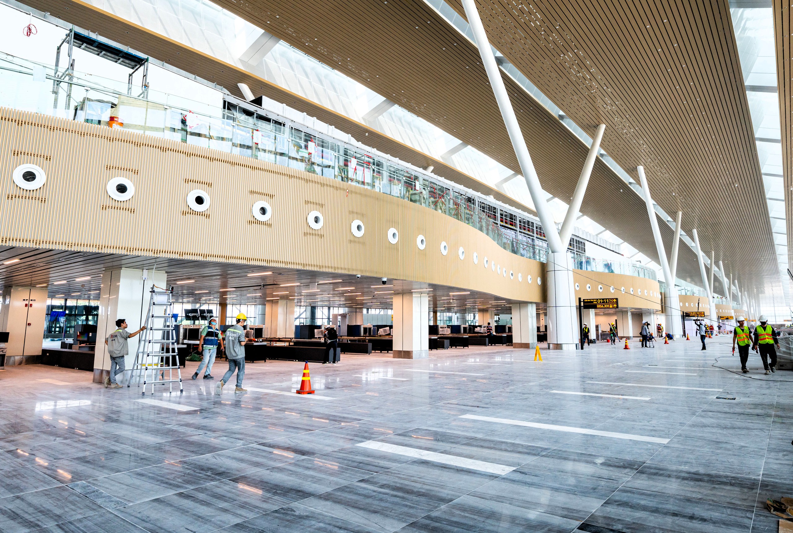 Cận cảnh nhà ga T3 Tân Sơn Nhất và những lưu ý quan trọng - Ảnh 12.