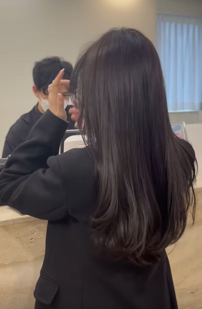 1760973918 958 Toi da phuc hoi mai toc kho xo gay rung