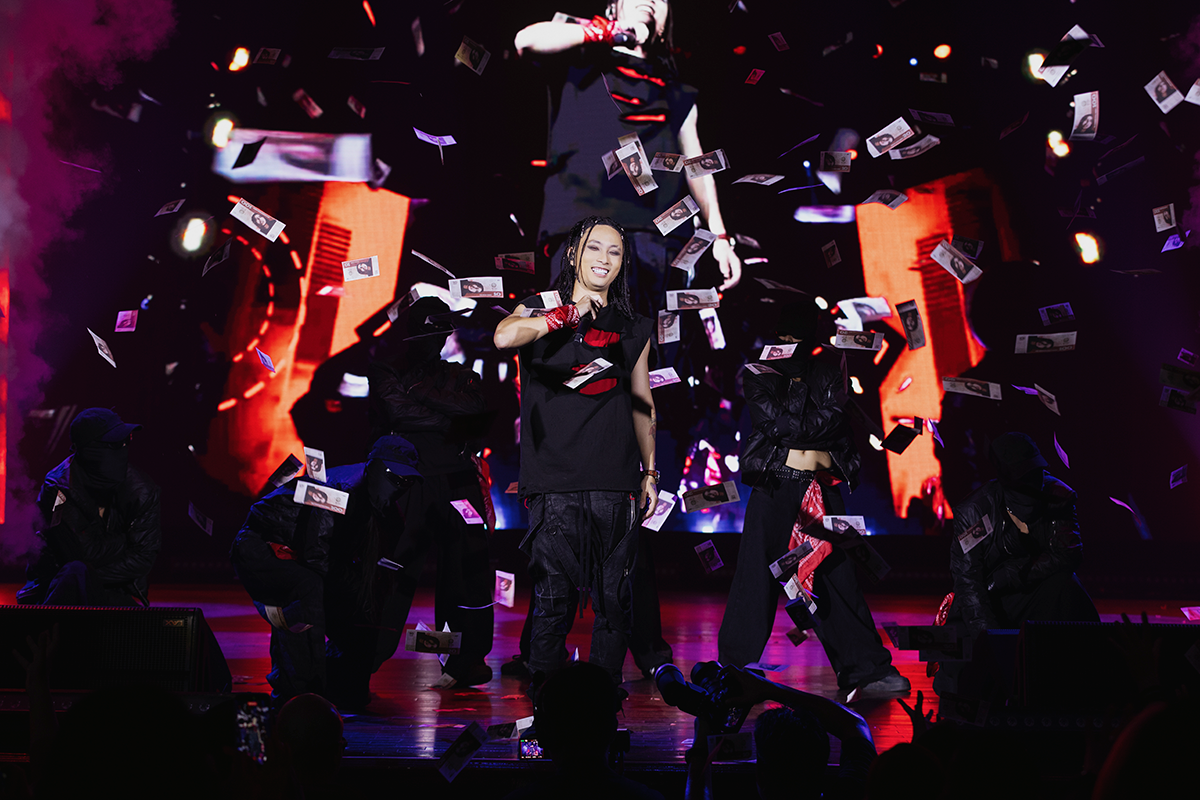 Fan meeting nhiều “sít-rịt” nhất gọi tên Rhymastic - Ảnh 4.