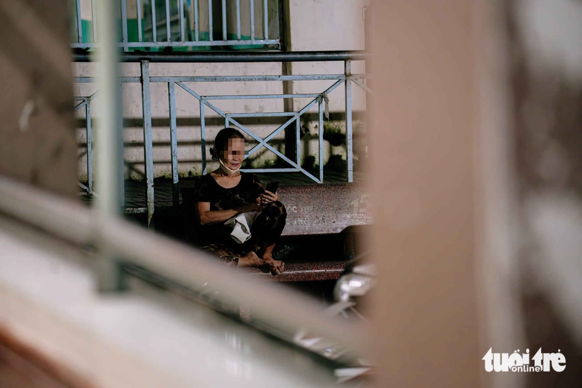 Trẻ mắc bệnh hô hấp tăng, 9 y bác sĩ xuyên đêm chăm gần 200 bệnh nhi 10 bệnh hô hấp - Ảnh 10.