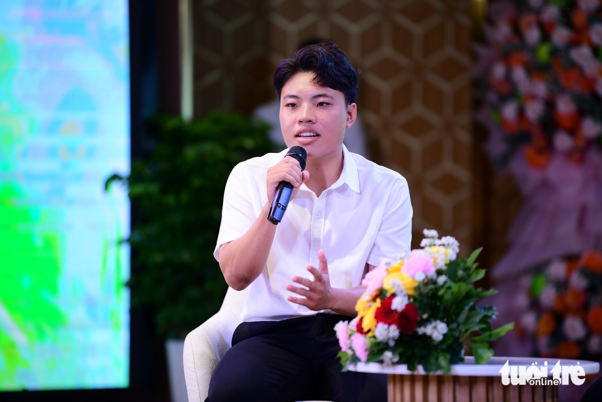 TIẾP SỨC ĐẾN TRƯỜNG - Ảnh 2.