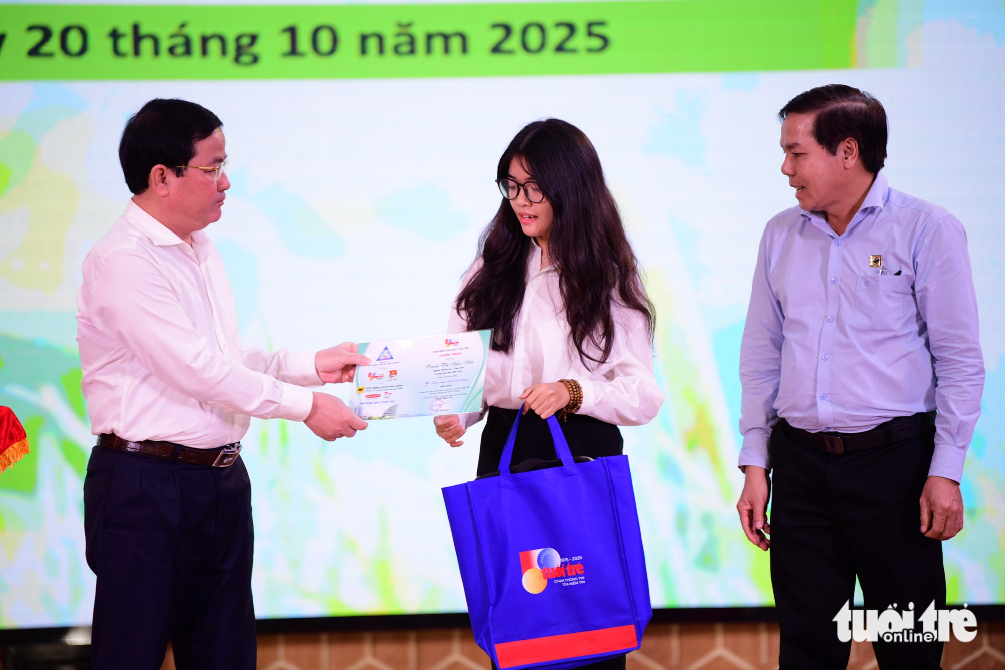 TIẾP SỨC ĐẾN TRƯỜNG - Ảnh 18.