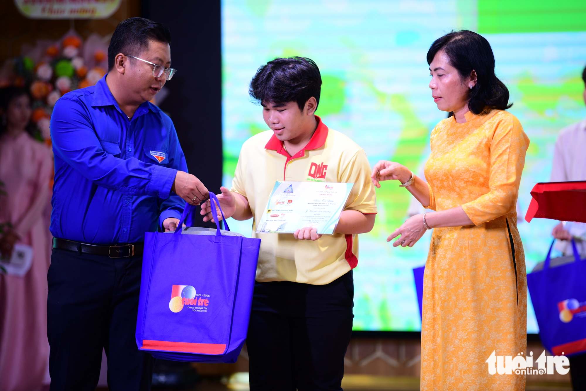 TIẾP SỨC ĐẾN TRƯỜNG - Ảnh 20.