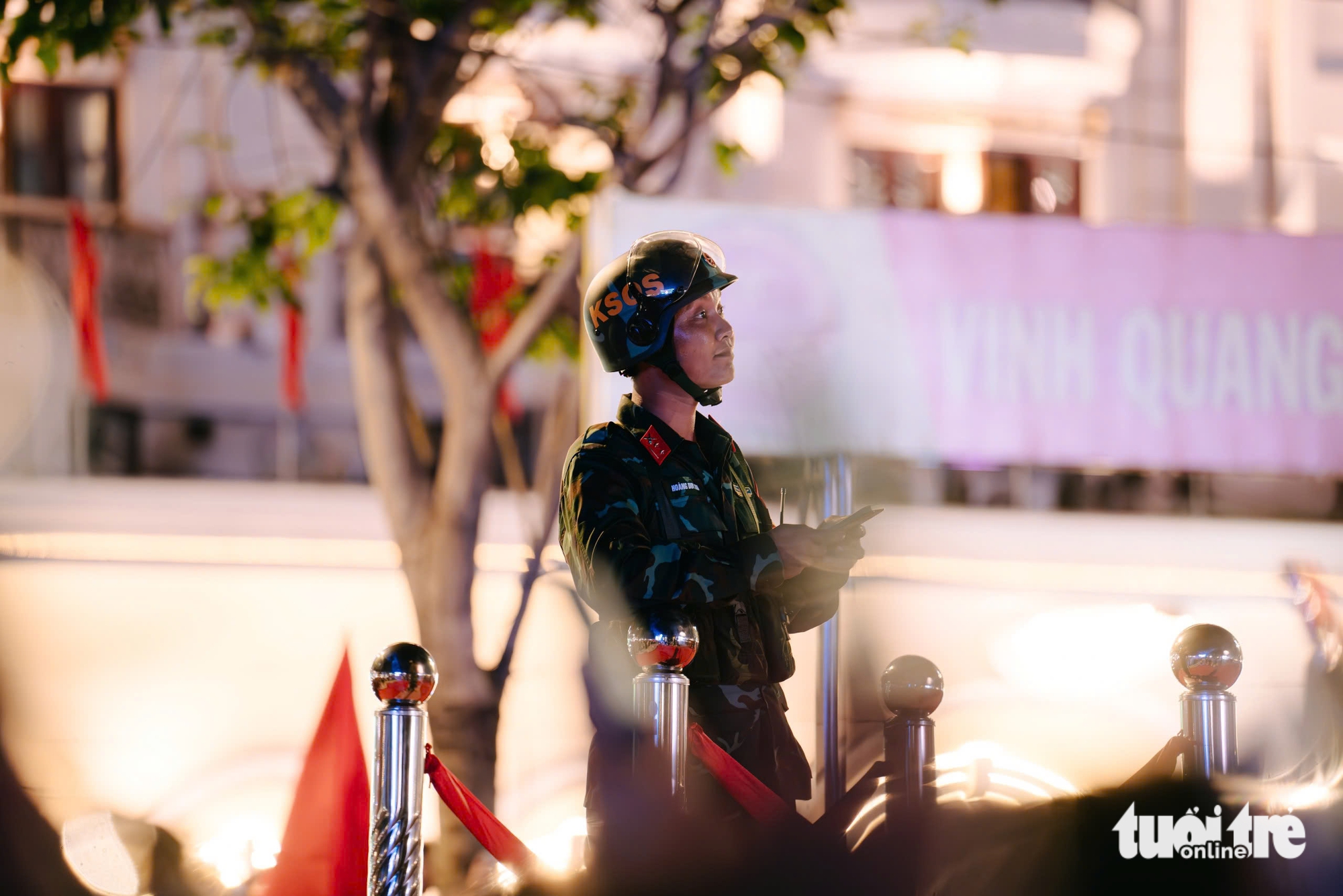 Rực rỡ pháo hoa mừng đại lễ 30-4 6 30-4 - Ảnh 10.