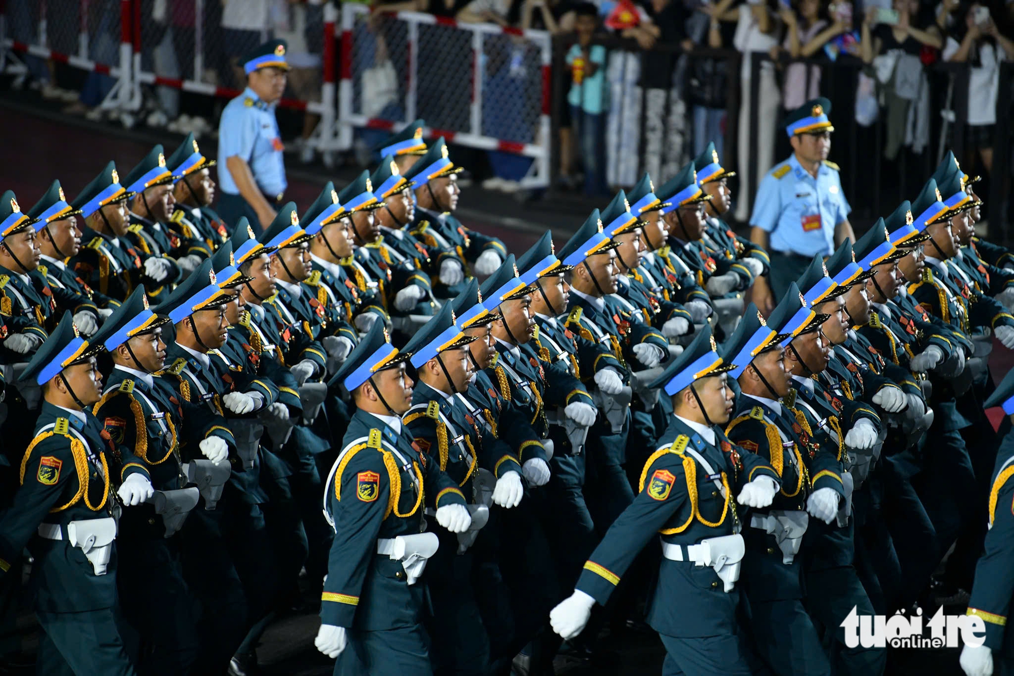 diễu binh - Ảnh 7.