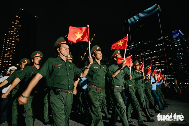 diễu hành - Ảnh 3.