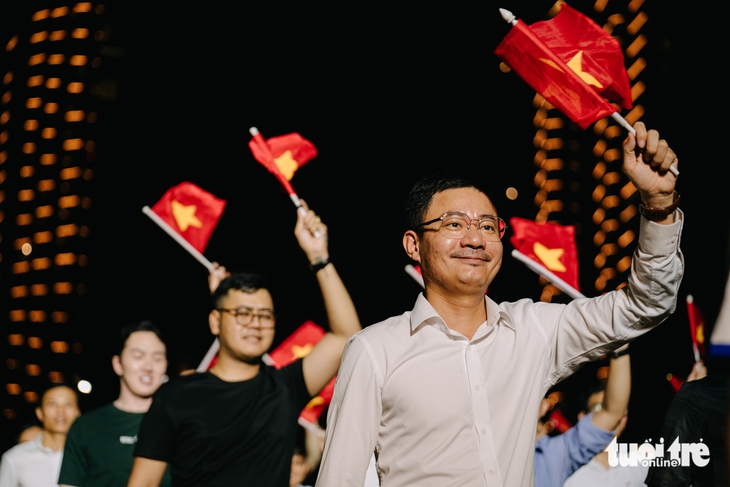 Lần đầu tiên 12 khối diễu hành hợp luyện cho đại lễ 30-4 - Ảnh 6.