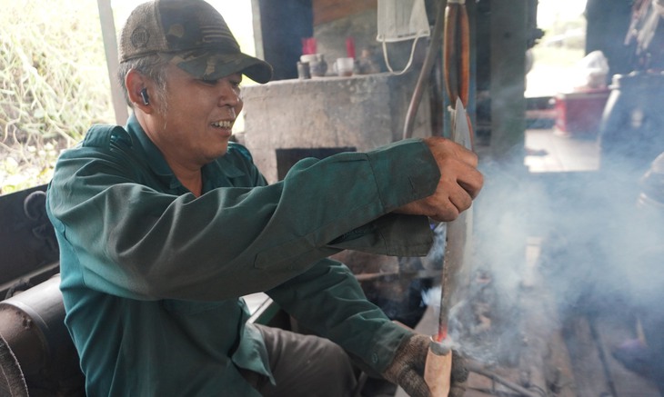 Những thợ rèn trên sông nước miền Tây - Ảnh 9.