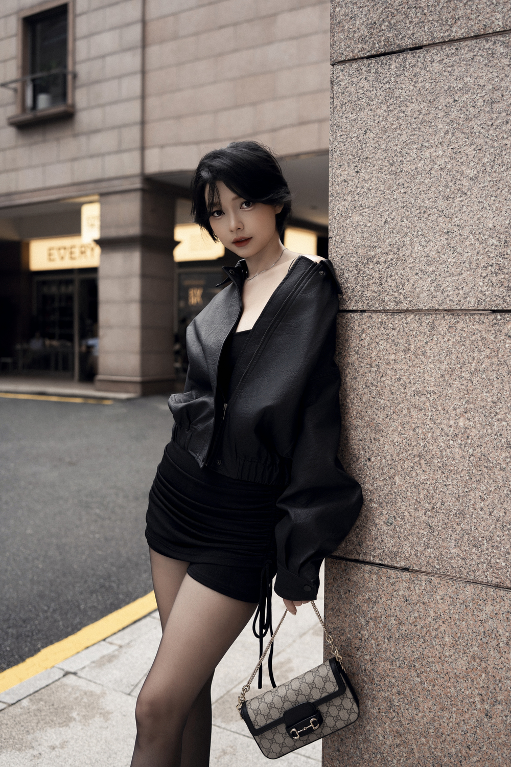 Sức hút của "Tử chiến trên không" qua chia sẻ của diễn viên Xuân Văn 4 - Tin sao Viet - Tin tuc sao Viet - Scandal sao Viet - Tin tuc cua Sao - Tin cua Sao