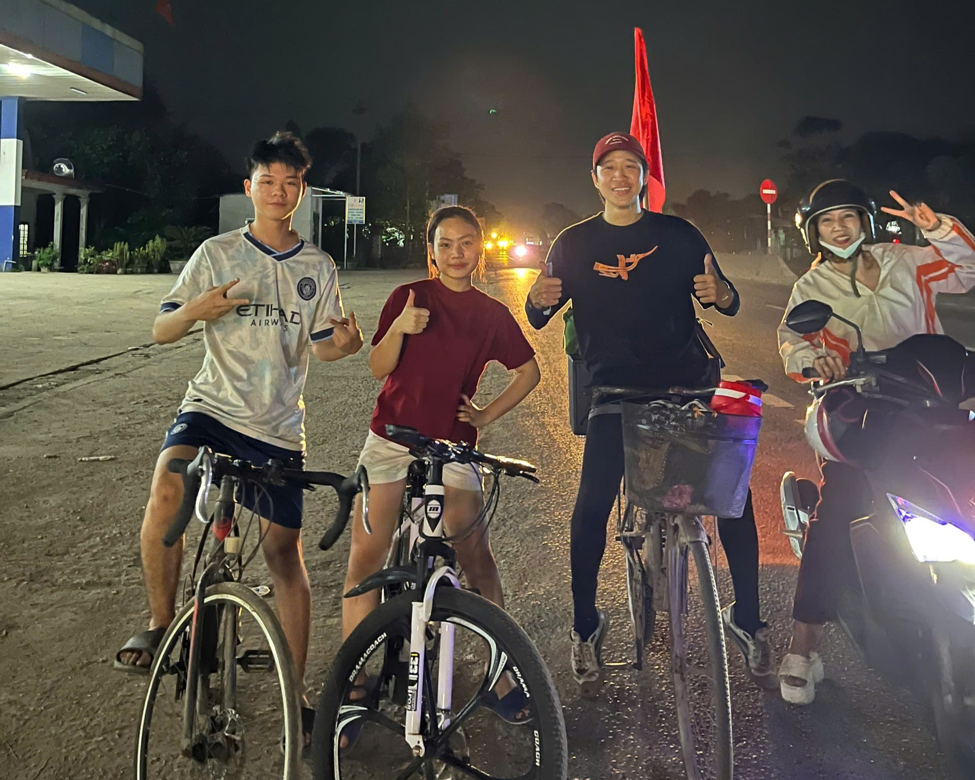 đạp xe - Ảnh 2.