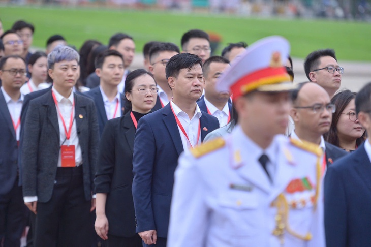 Đoàn đại biểu thanh niên Trung Quốc viếng Chủ tịch Hồ Chí Minh 3 Trung Quốc - Ảnh 3.