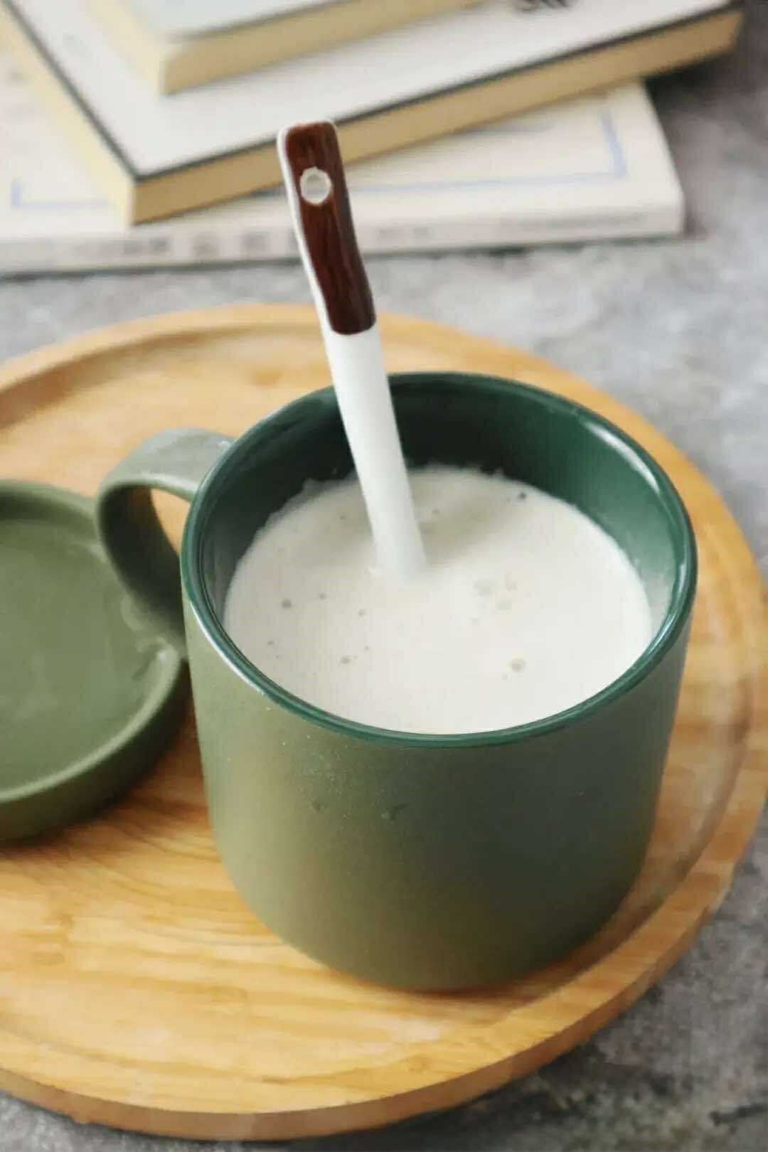 Phụ nữ nên luân phiên uống 3 ly nước này vào bữa sáng để cải thiện tỳ vị và làn da hồng hào, mịn đẹp!- Ảnh 7. Phụ nữ nên luân phiên uống 3 ly nước này vào bữa sáng để cải thiện tỳ vị và làn da hồng hào, mịn đẹp!- Ảnh 7.