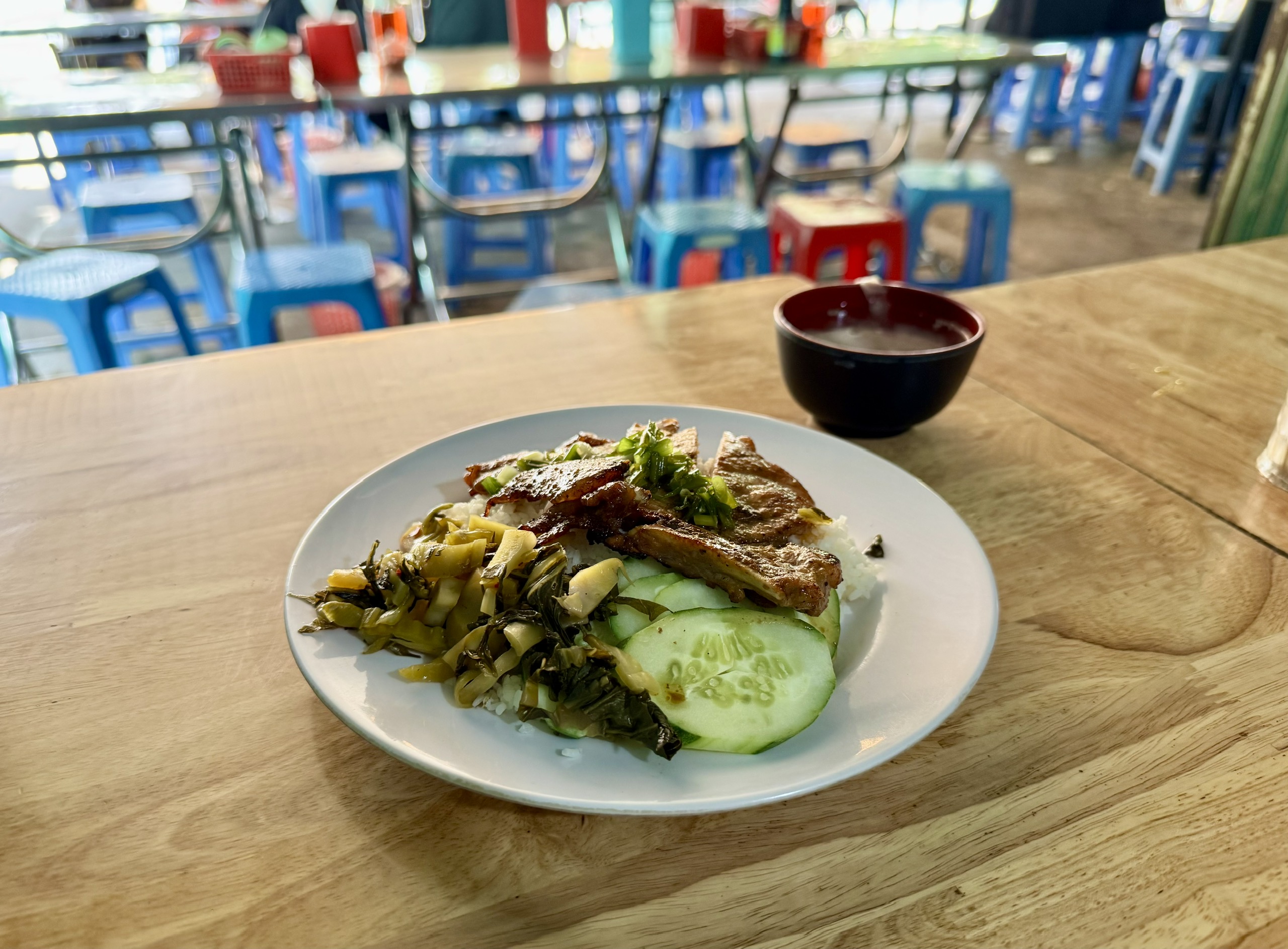 cơm sinh viên - Ảnh 4.